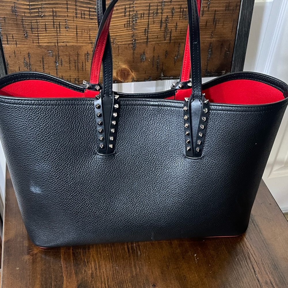 Christian Louboutin tote with removable pouch - Picture 2 of 9
